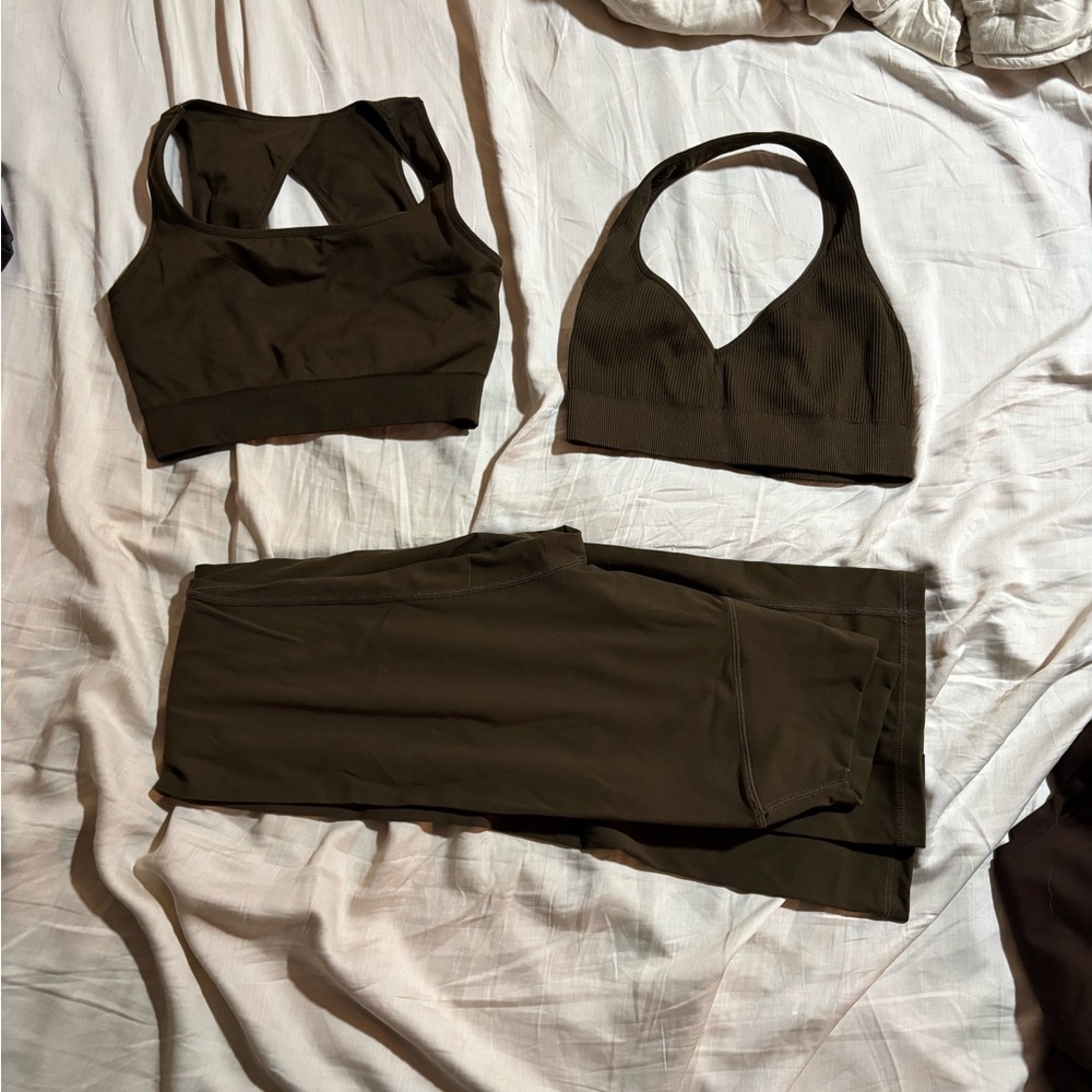 NVGTN Brown Sports Bras and Flare Leggings Set